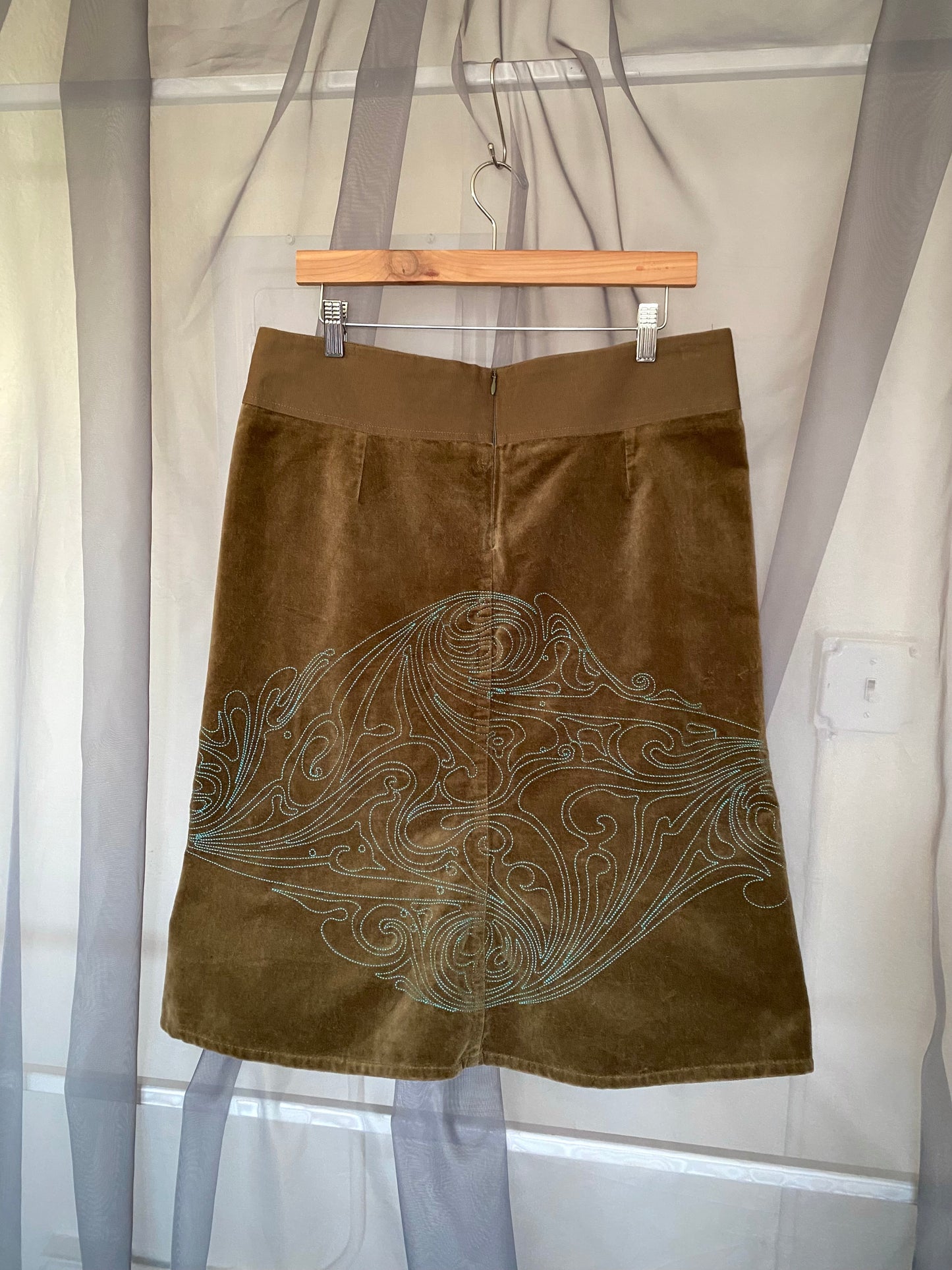 velvet skirt with embroidered back