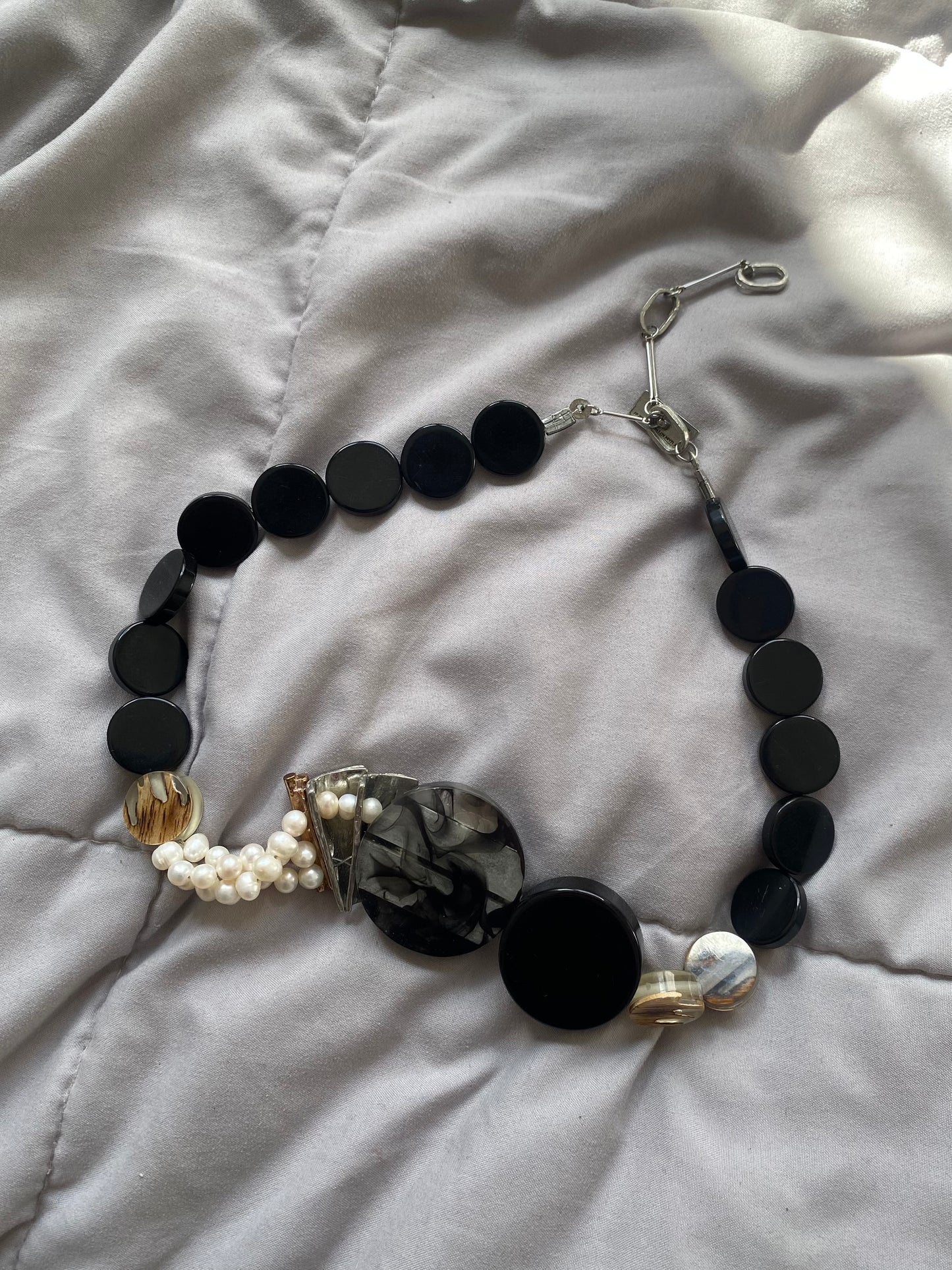 dot dot circle necklace