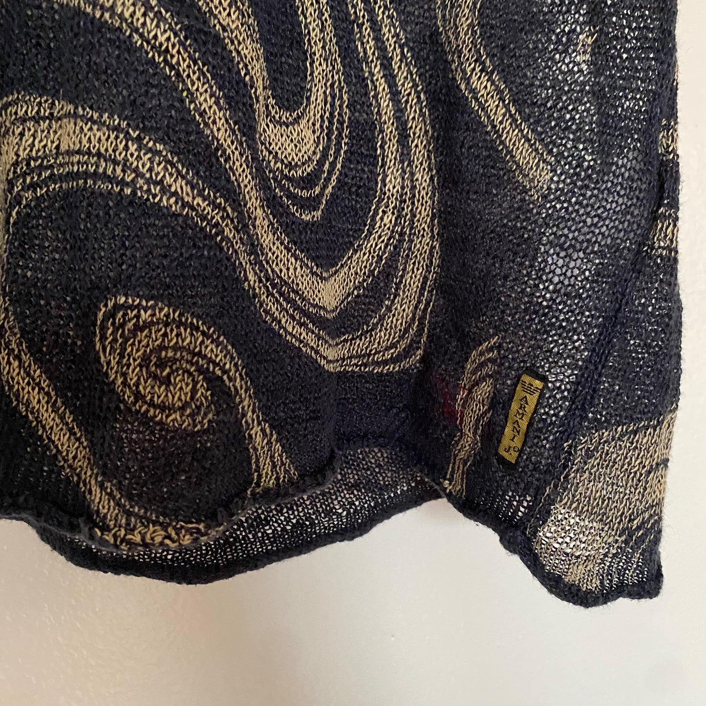 swirly print knit t shirt