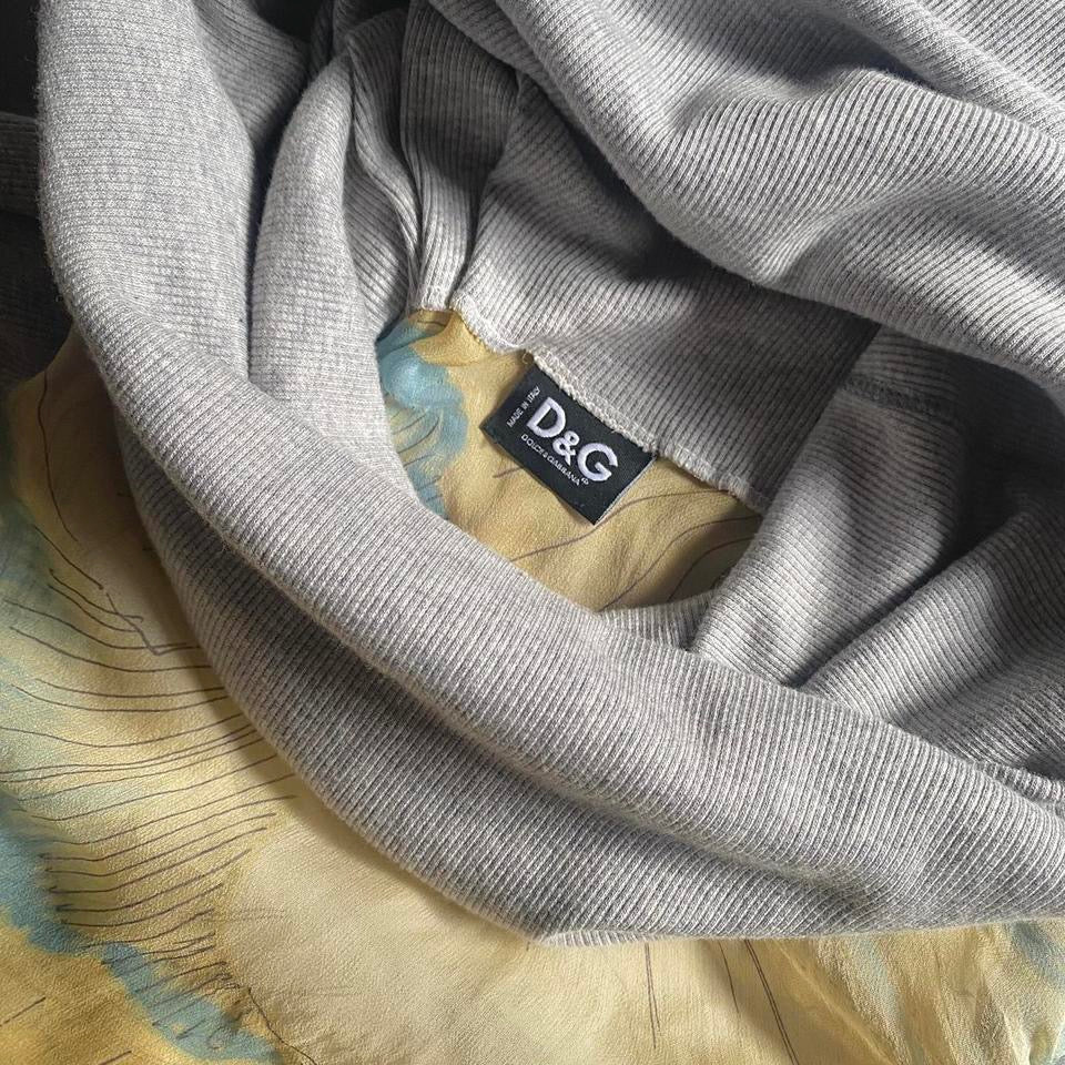 D&G cowl neck top